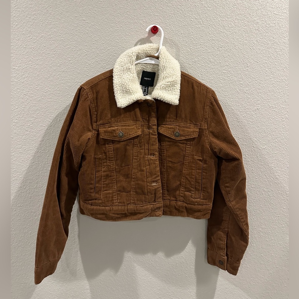 Cropped Jacket. - Picture 2 of 2